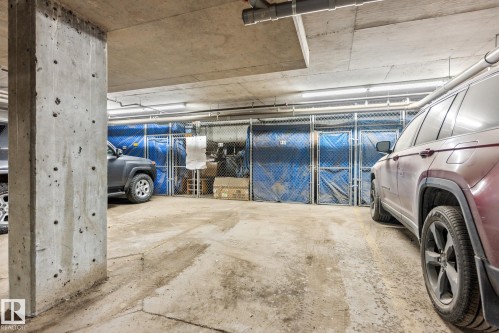 223 4312 139 Avenue, Edmonton, AB - Indoor Photo Showing Garage