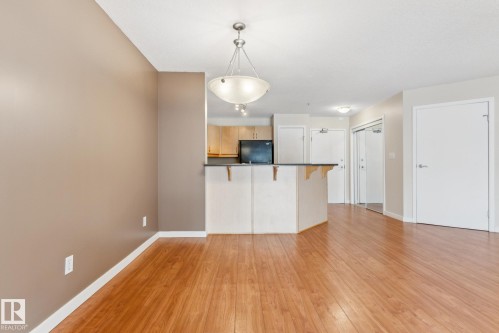 223 4312 139 Avenue, Edmonton, AB - Indoor Photo Showing Kitchen
