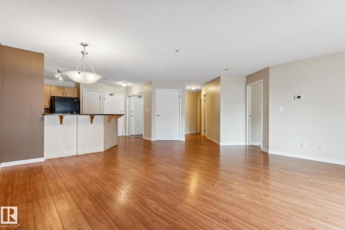 223 4312 139 Avenue, Edmonton, AB - Indoor Photo Showing Kitchen