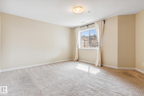 223 4312 139 Avenue, Edmonton, AB - Indoor Photo Showing Other Room