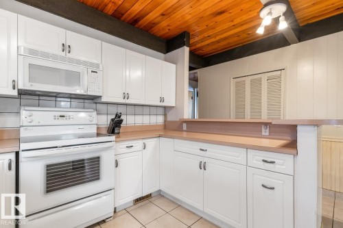 311 3Rd Street, Rural Lac Ste. Anne County, AB - Indoor Photo Showing Kitchen