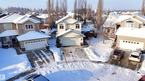 62 Willowby Close, Stony Plain, AB - Outdoor With Facade