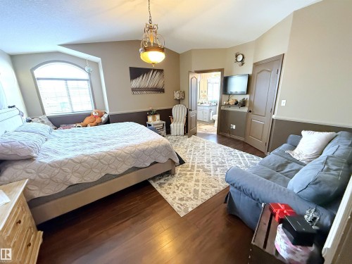 62 Willowby Close, Stony Plain, AB - Indoor Photo Showing Bedroom