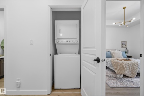 421 10147 112 Street, Edmonton, AB - Indoor Photo Showing Laundry Room