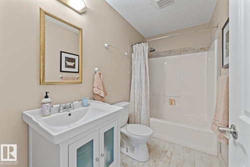 1006 28 Street, Cold Lake, AB - Indoor Photo Showing Bathroom