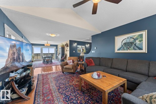 1006 28 Street, Cold Lake, AB - Indoor Photo Showing Living Room