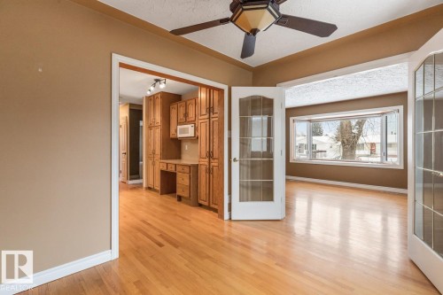 8416 71 Street, Edmonton, AB - Indoor Photo Showing Other Room