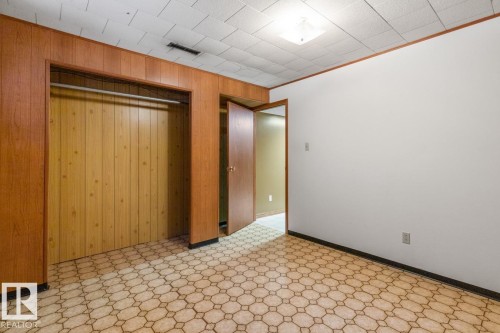 8416 71 Street, Edmonton, AB - Indoor Photo Showing Other Room