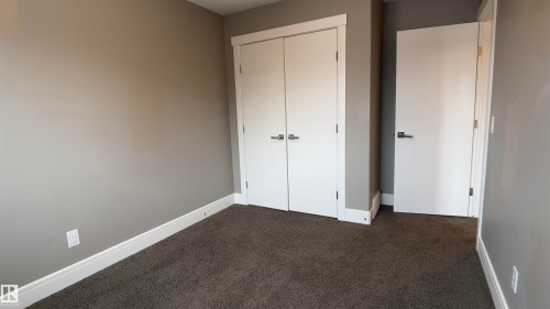 616 175A Street Sw, Edmonton, AB - Indoor Photo Showing Other Room