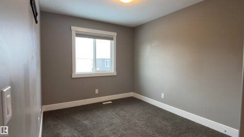 616 175A Street Sw, Edmonton, AB - Indoor Photo Showing Other Room