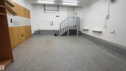 616 175A Street Sw, Edmonton, AB - Indoor