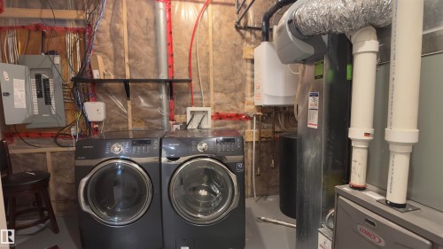 616 175A Street Sw, Edmonton, AB - Indoor Photo Showing Laundry Room