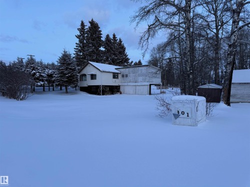 301 4 Avenue E, Winfield, AB - Outdoor