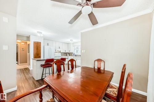12404 39 Avenue Nw, Edmonton, AB - Indoor Photo Showing Dining Room
