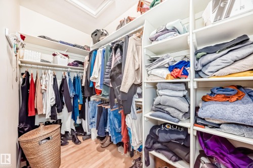 1605 Haswell Court, Edmonton, AB - Indoor With Storage