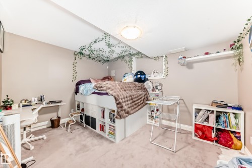 1605 Haswell Court, Edmonton, AB - Indoor