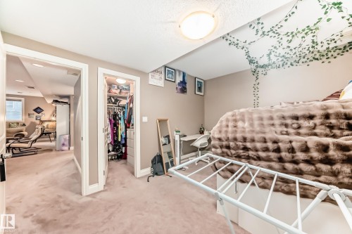 1605 Haswell Court, Edmonton, AB - Indoor Photo Showing Bedroom