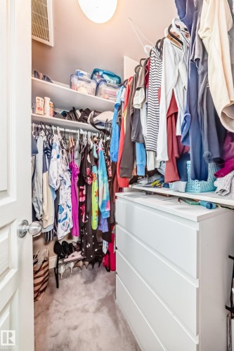 1605 Haswell Court, Edmonton, AB - Indoor With Storage