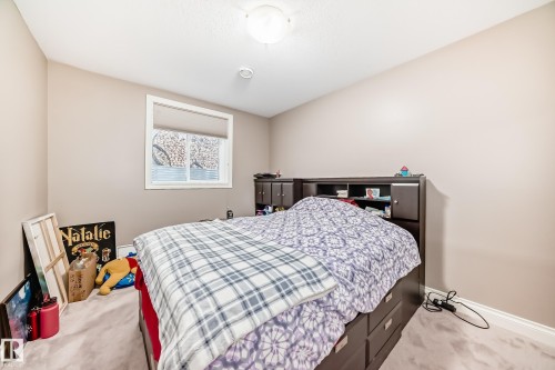 1605 Haswell Court, Edmonton, AB - Indoor Photo Showing Bedroom