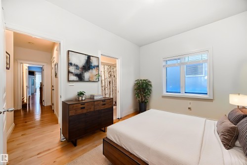 1605 Haswell Court, Edmonton, AB - Indoor Photo Showing Bedroom