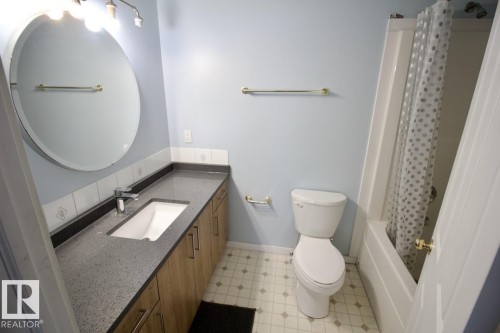 2206 Kaufman Way, Edmonton, AB - Indoor Photo Showing Bathroom