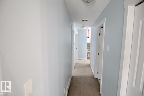 2206 Kaufman Way, Edmonton, AB - Indoor Photo Showing Other Room