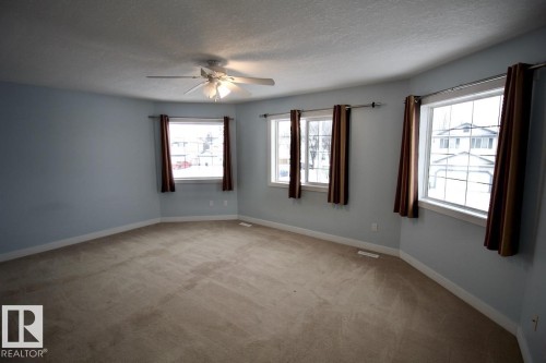 2206 Kaufman Way, Edmonton, AB - Indoor Photo Showing Other Room