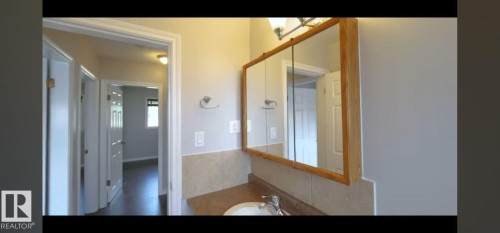 11319 137 Avenue, Edmonton, AB - Indoor