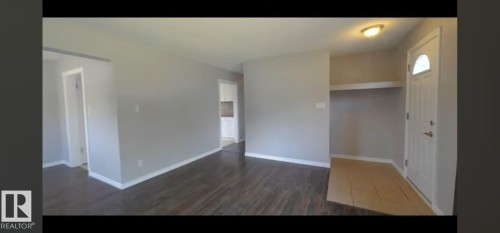 11319 137 Avenue, Edmonton, AB - Indoor Photo Showing Other Room