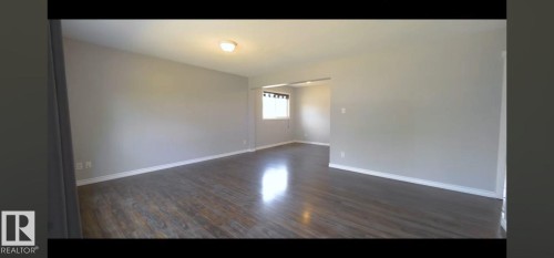 11319 137 Avenue, Edmonton, AB - Indoor Photo Showing Other Room