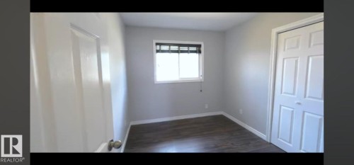 11319 137 Avenue, Edmonton, AB - Indoor Photo Showing Other Room