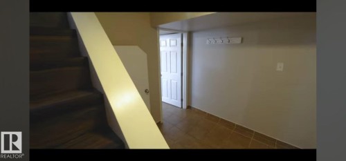 11319 137 Avenue, Edmonton, AB - Indoor Photo Showing Other Room