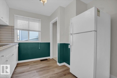 10345 159 Street, Edmonton, AB - Indoor