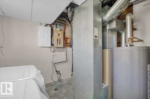 10345 159 Street, Edmonton, AB - Indoor