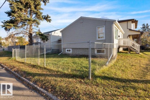 10345 159 Street, Edmonton, AB - Outdoor