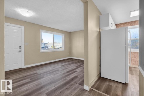 10345 159 Street, Edmonton, AB - Indoor Photo Showing Other Room