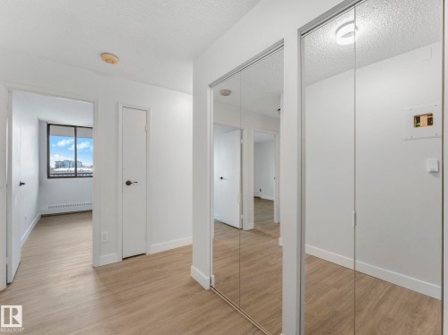 406 10125 109 Street, Edmonton, AB - Indoor Photo Showing Other Room