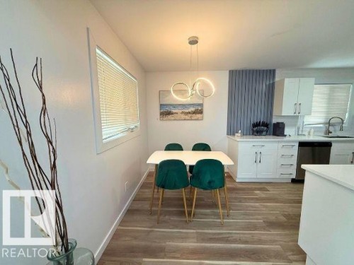 11912 140 Avenue, Edmonton, AB - Indoor