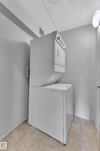 104 6315 135 Avenue, Edmonton, AB - Indoor Photo Showing Laundry Room