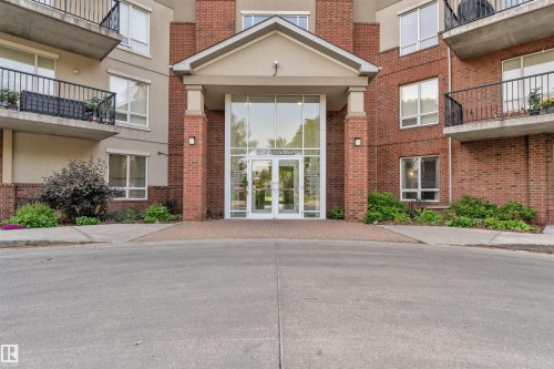 104 6315 135 Avenue, Edmonton, AB - Outdoor