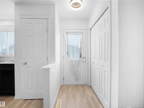 1509 76 Street, Edmonton, AB - Indoor Photo Showing Other Room