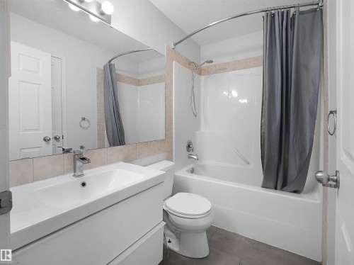 1509 76 Street, Edmonton, AB - Indoor Photo Showing Bathroom