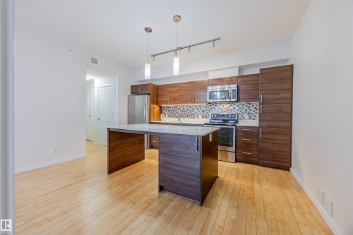 409 9517 160 Avenue, Edmonton, AB - Indoor Photo Showing Kitchen With Upgraded Kitchen