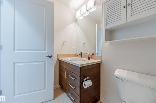 409 9517 160 Avenue, Edmonton, AB - Indoor Photo Showing Bathroom