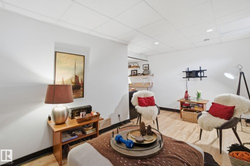 223 Dickinsfield Court, Edmonton, AB - Indoor Photo Showing Other Room