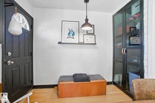 223 Dickinsfield Court, Edmonton, AB - Indoor