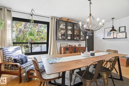 223 Dickinsfield Court, Edmonton, AB - Indoor Photo Showing Dining Room