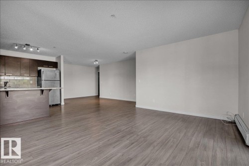 219 14808 125 Street, Edmonton, AB - Indoor Photo Showing Kitchen
