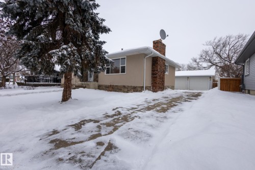 14811 61A Street  Edmonton, AB T5A 2A7