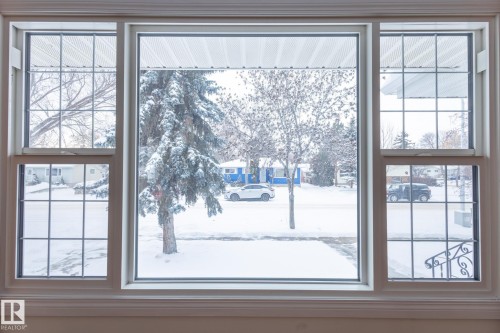 14811 61A Street, Edmonton, AB - Indoor Photo Showing Other Room
